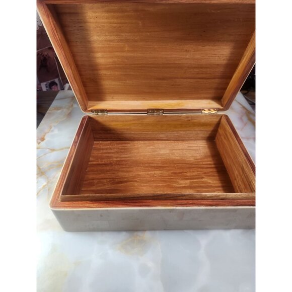 Maitland-Smith Post Modern Tessellated Stone Cedar Lined Hinged Jewelry Box/Humi - Picture 4 of 8